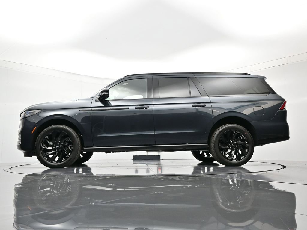 New 2026 Lincoln Navigator L Reserve AWD/4WD image 44