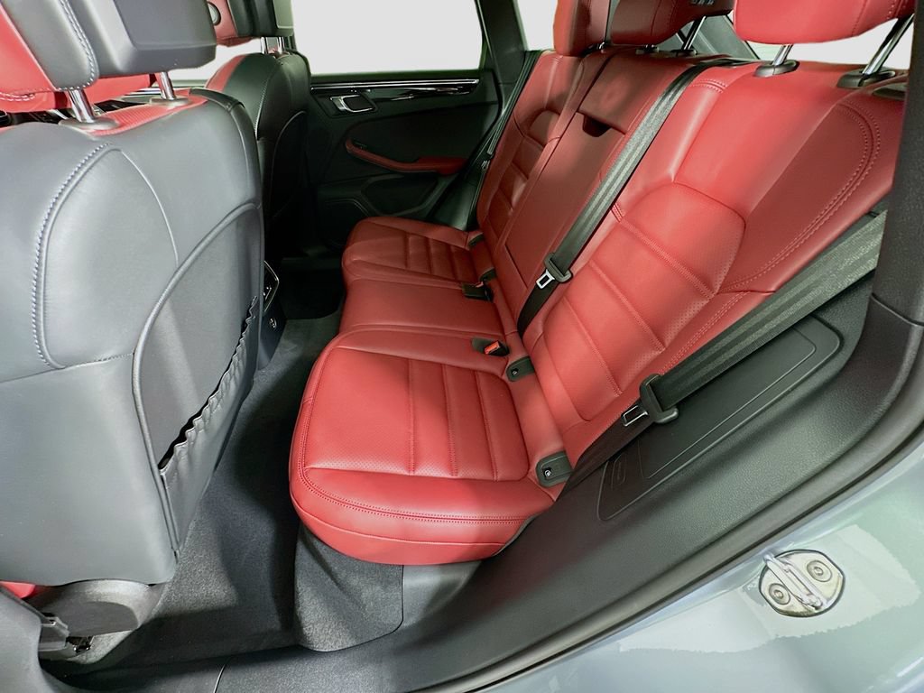 New 2026 Porsche Macan AWD/4WD image 24