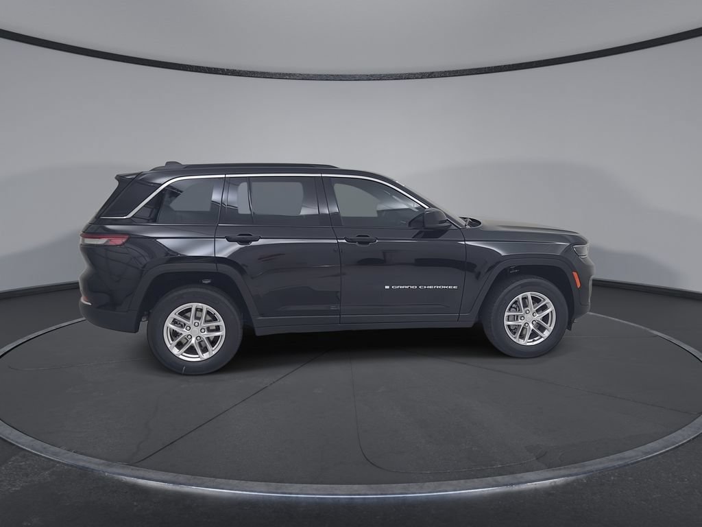 New 2026 Jeep Grand Cherokee Laredo X AWD/4WD image 16