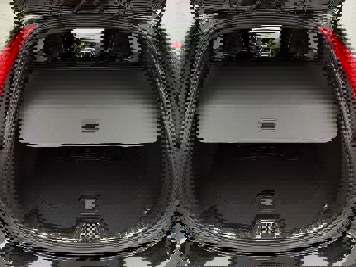 Used 2018 Volvo V60 T6 Polestar image 42