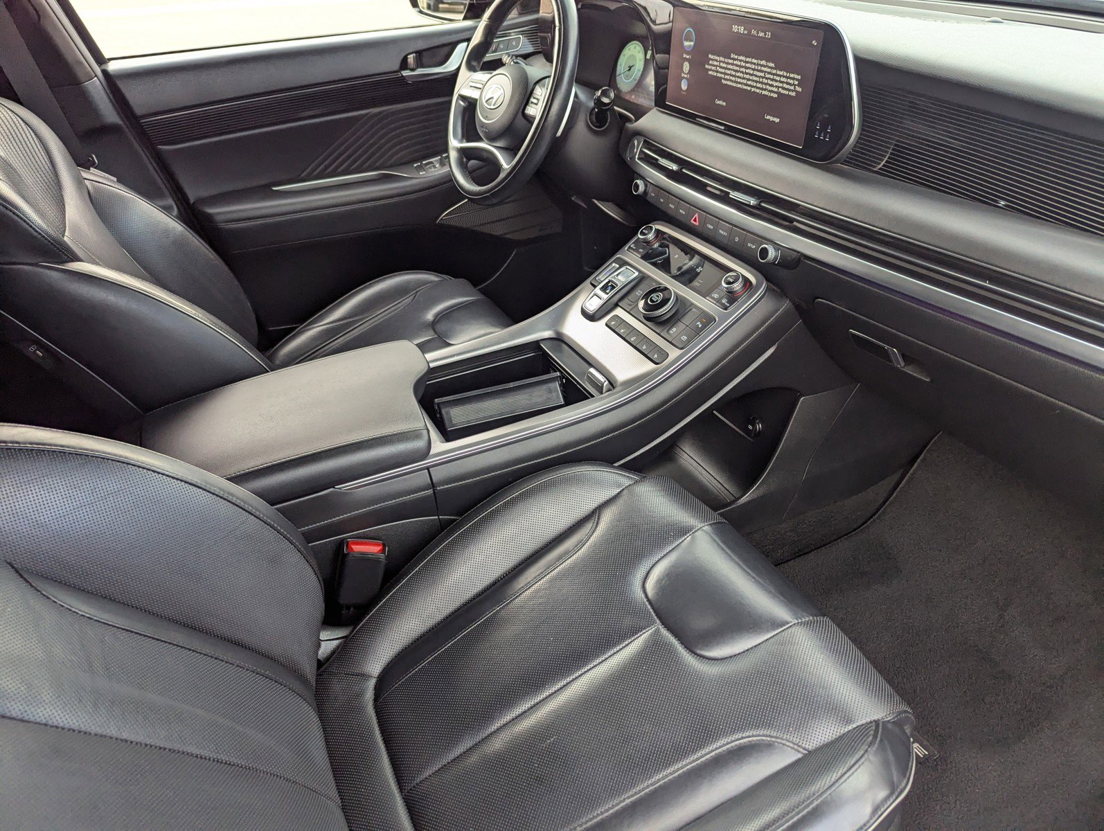 Used 2023 Hyundai Palisade Calligraphy image 13