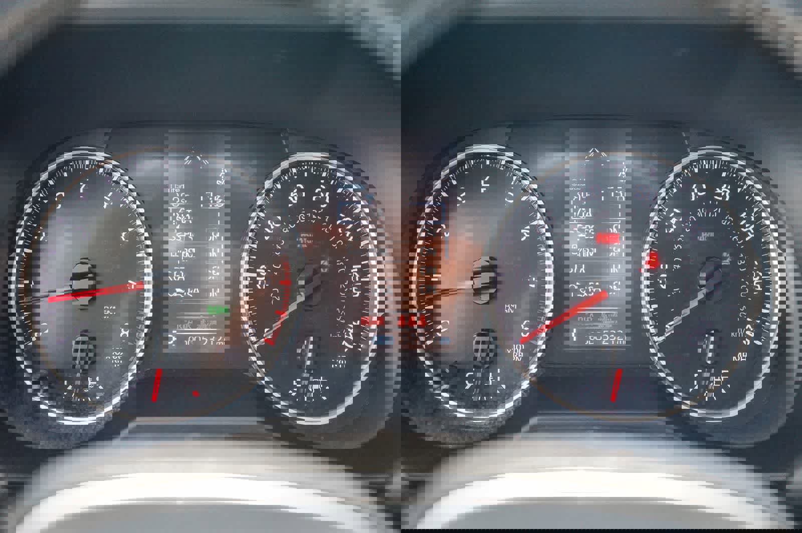 Used 2021 Toyota RAV4 XLE w/ Convenience Package image 21