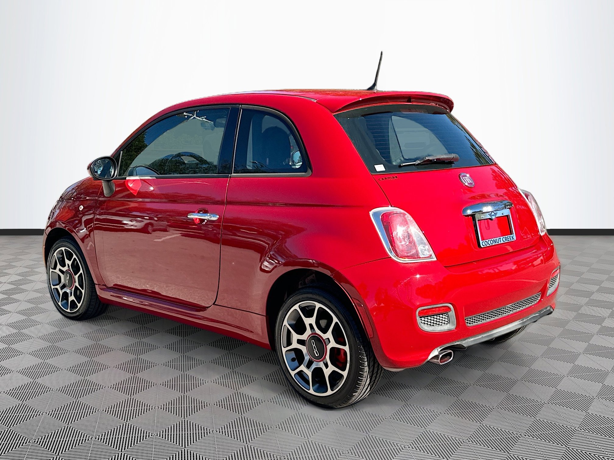 Used 2015 FIAT 500 Sport image 5