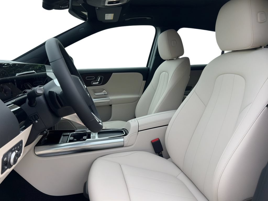 New 2026 Mercedes-Benz GLA 250 4MATIC image 6