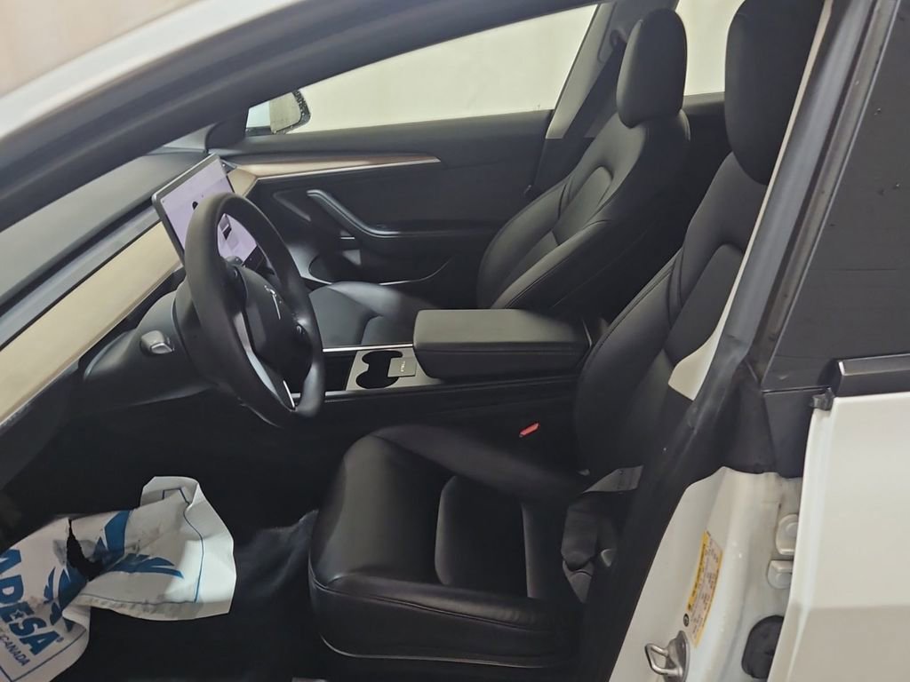Used 2022 Tesla Model 3 image 3