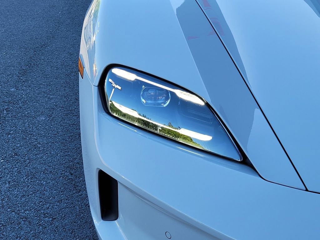 New 2026 Porsche Taycan RWD image 12