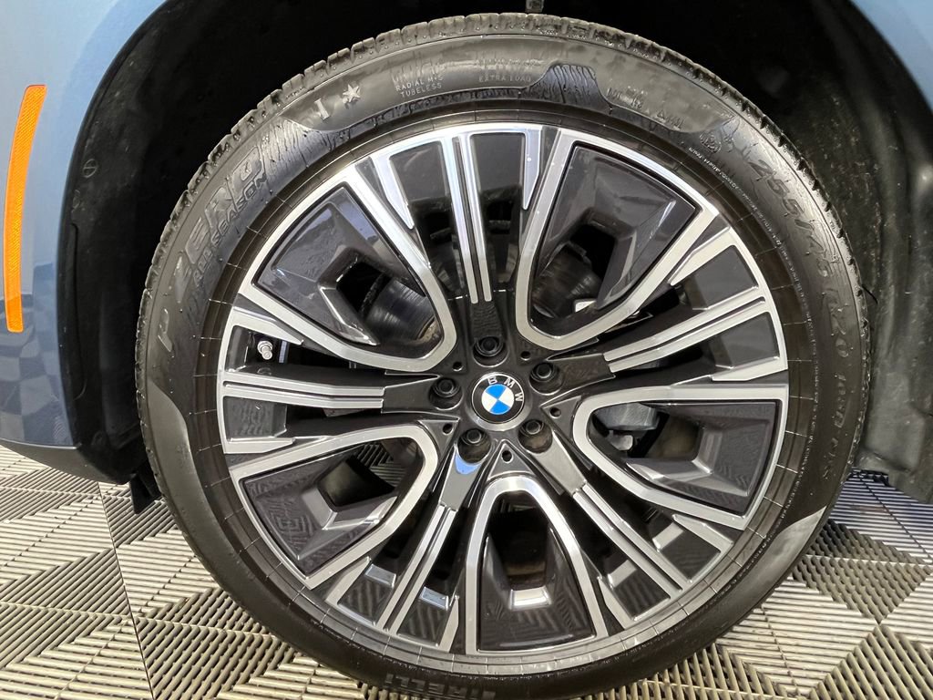 Certified 2025 BMW X3 xDrive30i w/ Premium Package image 10