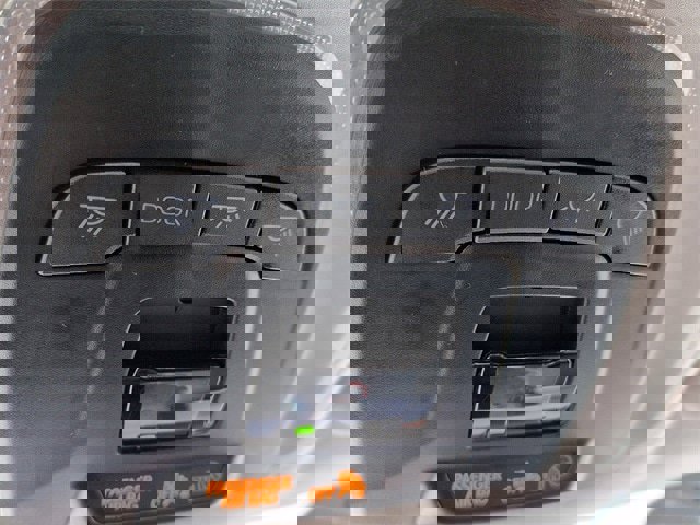 Certified 2025 Toyota Corolla LE image 25