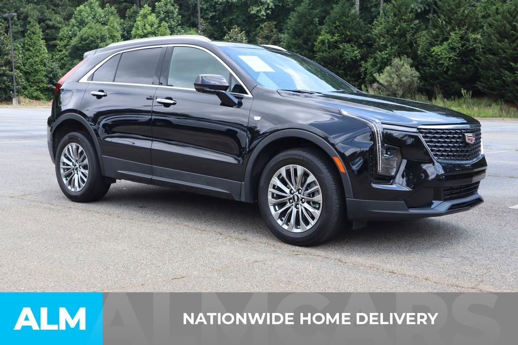 Used 2025 Cadillac XT4 Premium Luxury image 5