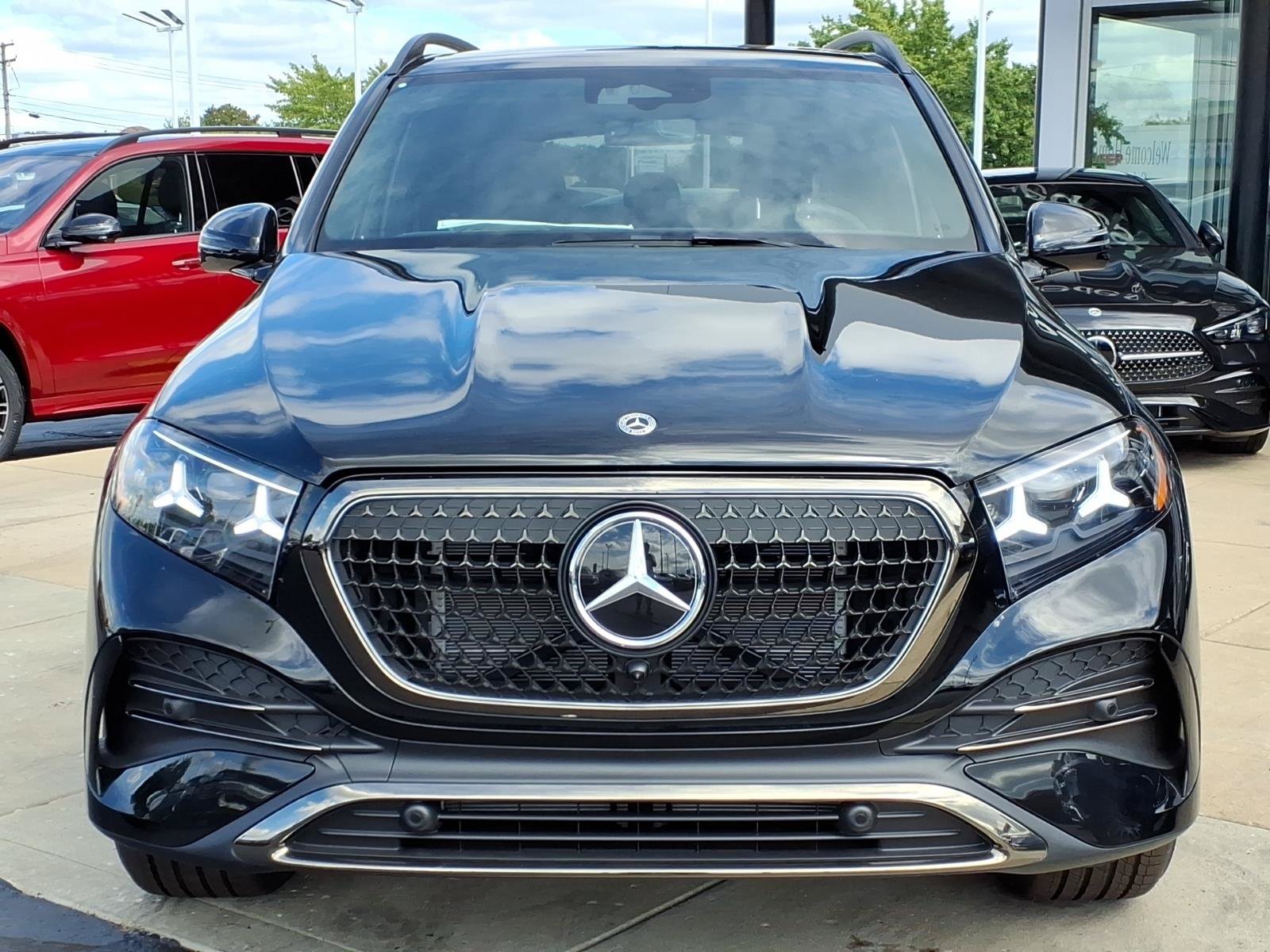 New 2026 Mercedes-Benz GLS 450 4MATIC image 2