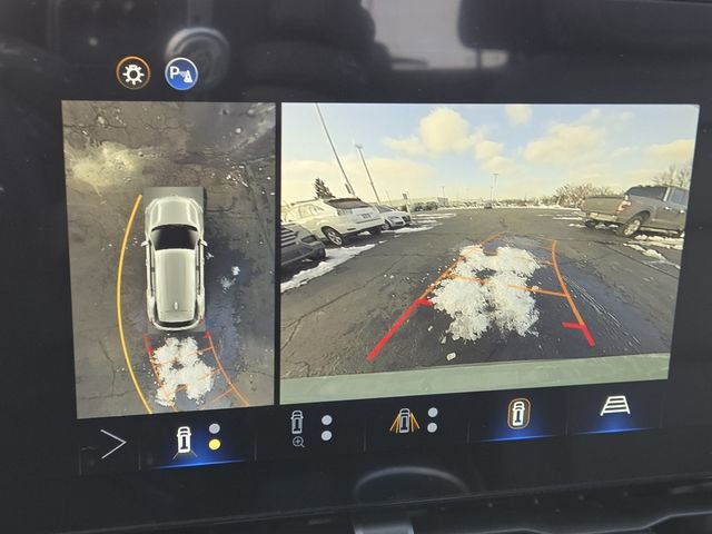 New 2026 Chevrolet Equinox LT w/ Convenience Package II image 5