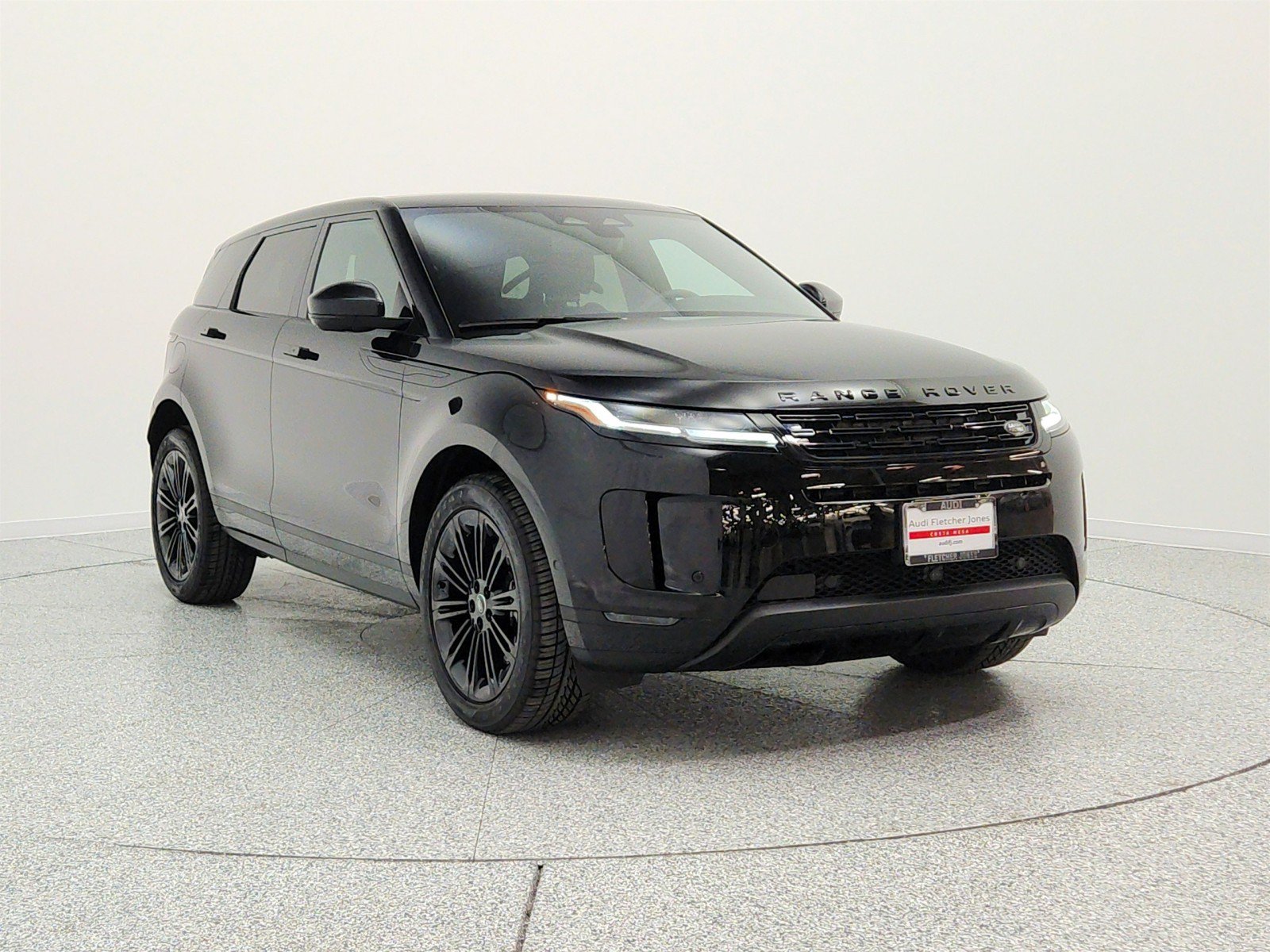 Used 2025 Land Rover Range Rover Evoque S AWD/4WD image 3