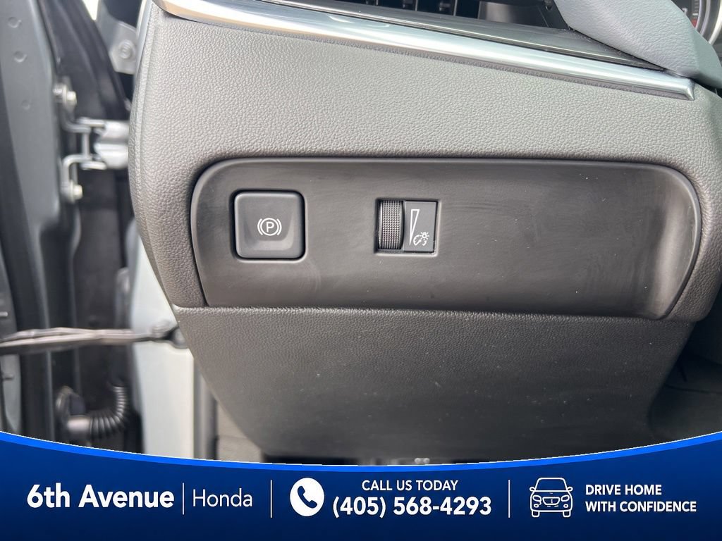 Used 2023 Buick Enclave Essence w/ Sport Touring Edition FWD image 38