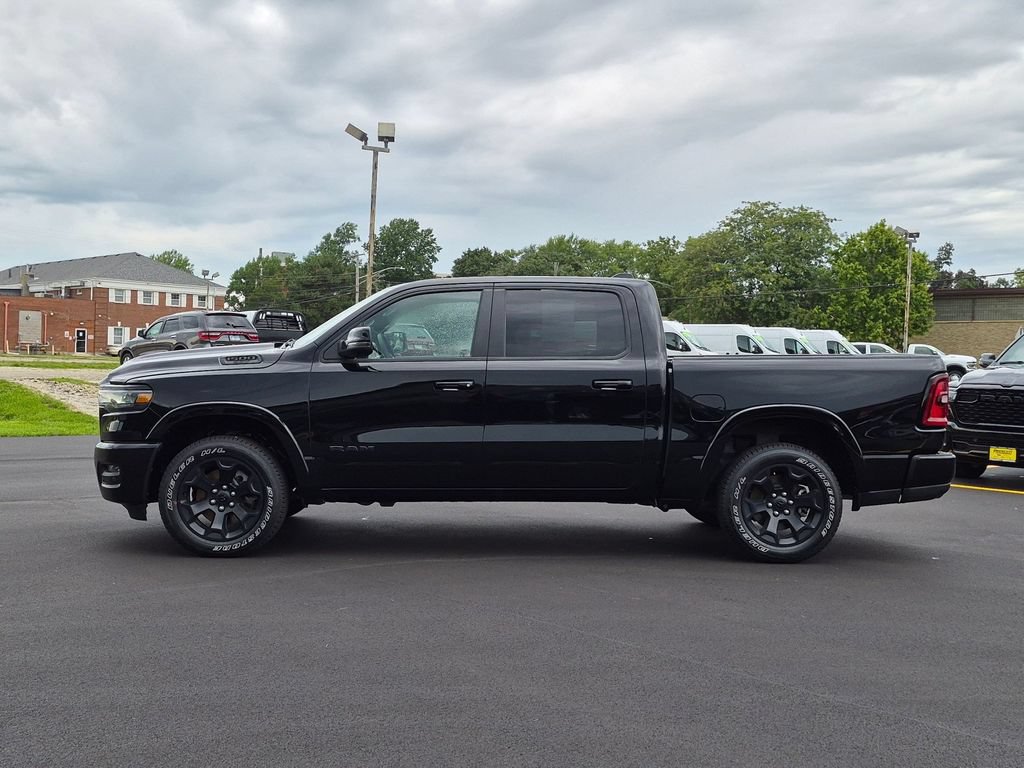 Used 2025 RAM 1500 Big Horn AWD/4WD image 4