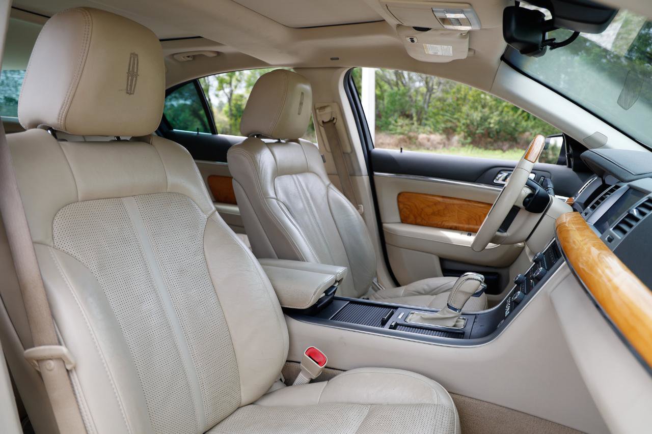 Used 2011 Lincoln MKS AWD w/ 102A Rapid Spec Order Code image 16