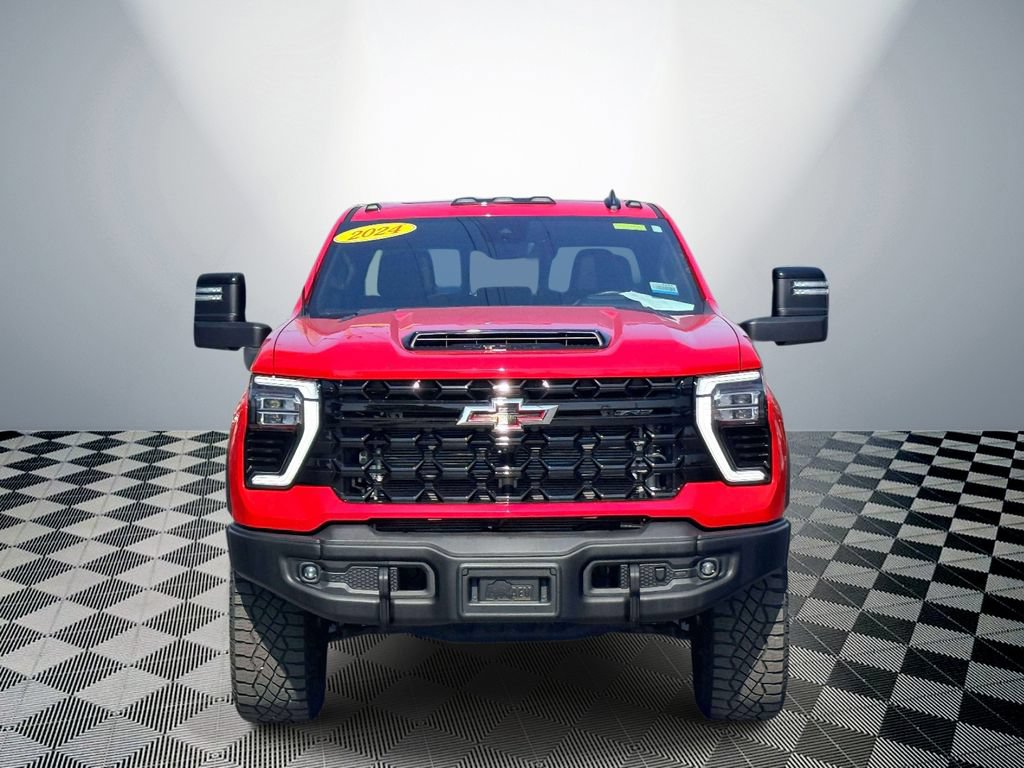 Used 2024 Chevrolet Silverado 2500 ZR2 w/ ZR2 Bison Edition AWD/4WD image 2