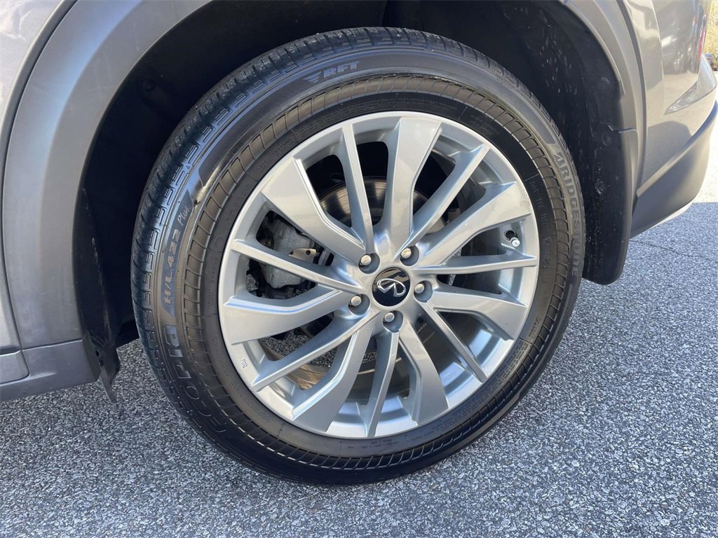 Used 2023 INFINITI QX50 Luxe image 10
