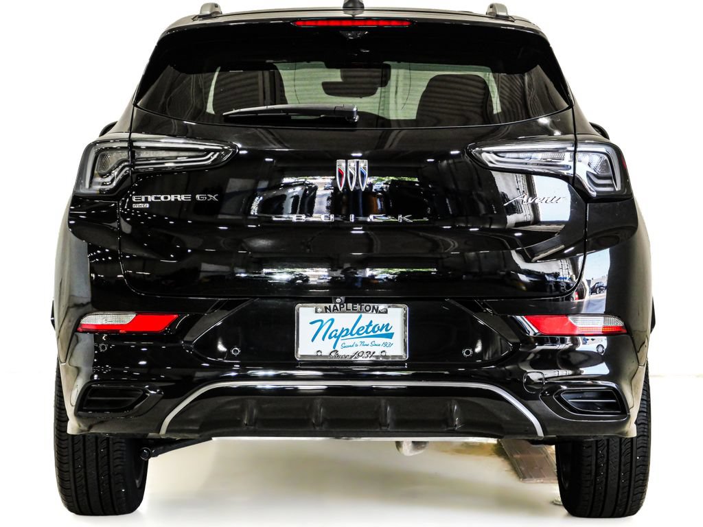 Used 2024 Buick Encore GX Avenir w/ Avenir Technology Package AWD/4WD image 8