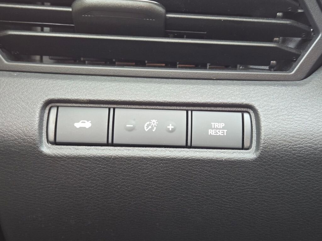 Used 2025 Nissan Altima 2.5 S image 21