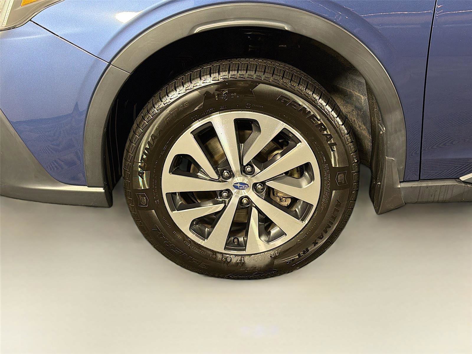 Used 2020 Subaru Outback Premium image 28