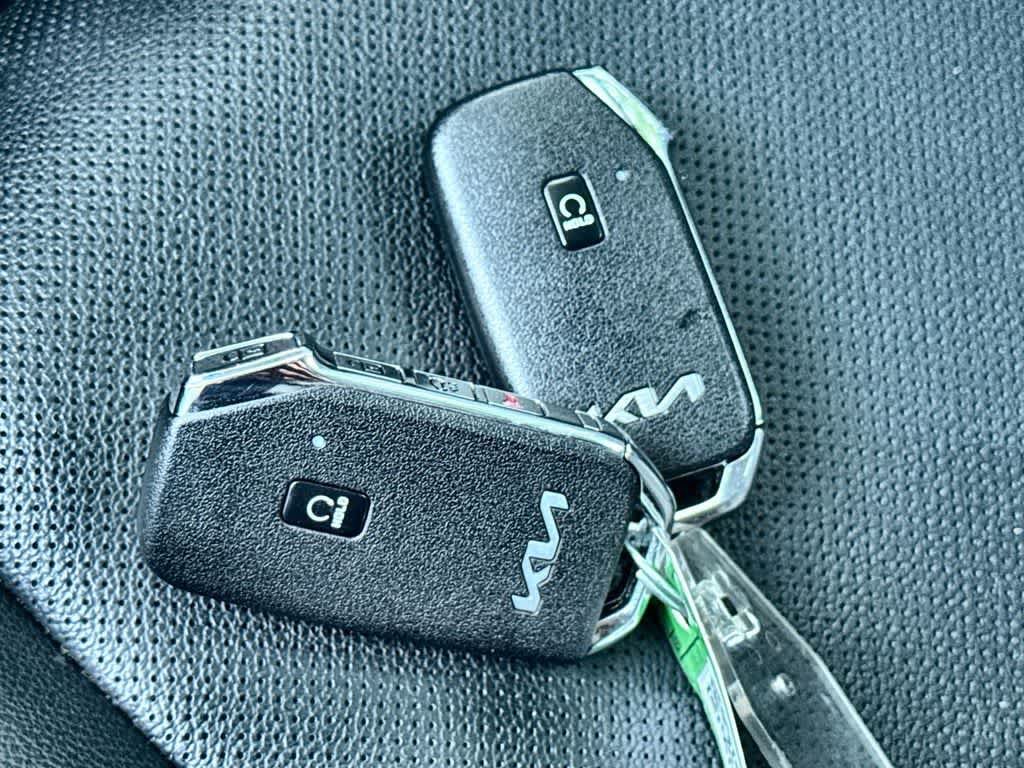 Certified 2024 Kia Sportage SX FWD image 28