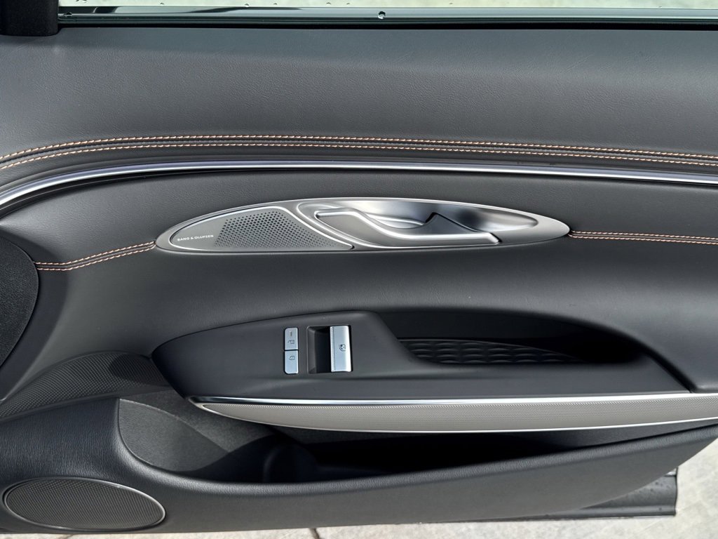 New 2026 Genesis GV70 3.5T Sport Advanced image 18