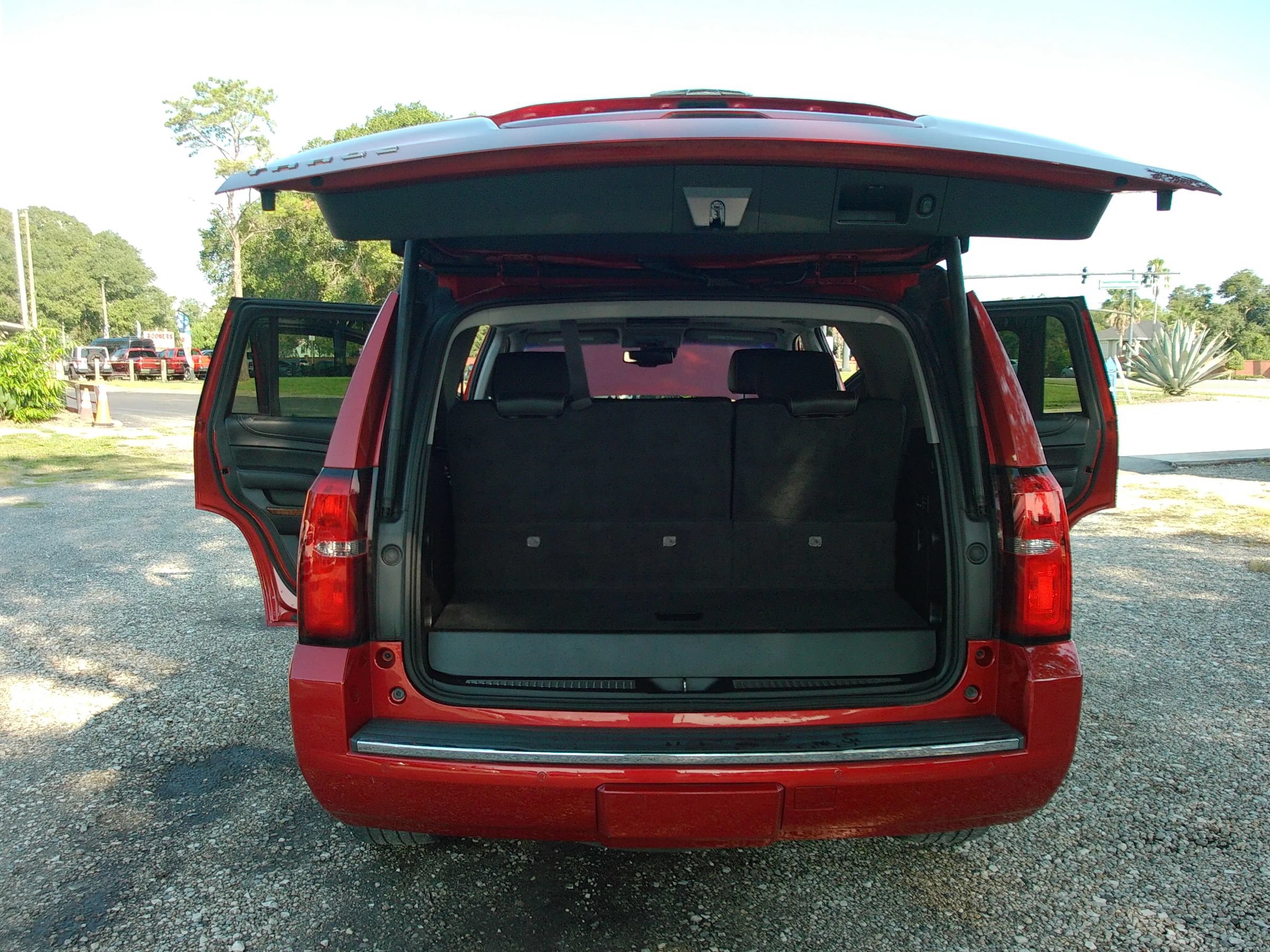 Used 2015 Chevrolet Tahoe LTZ RWD image 34