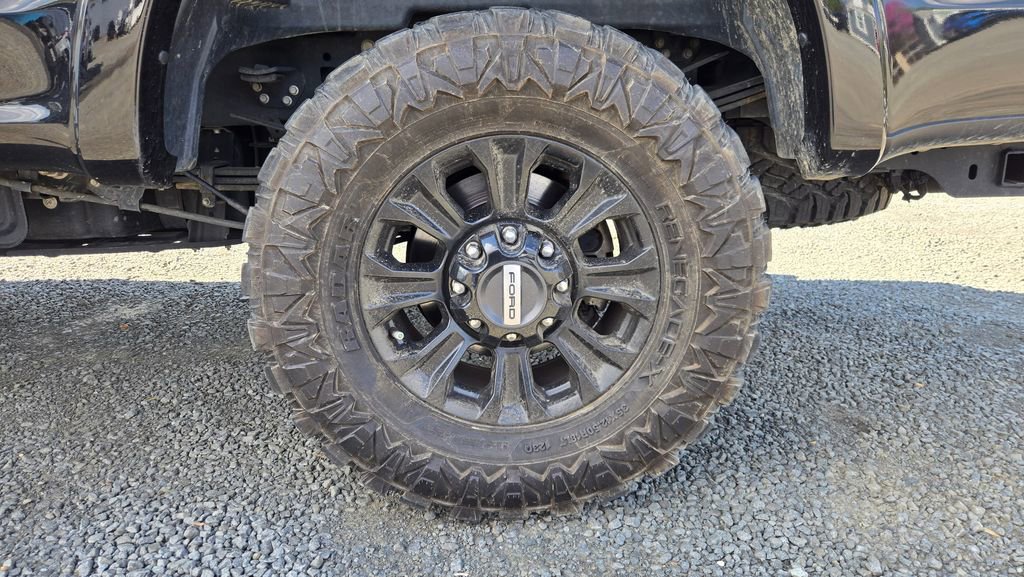 Used 2021 Ford F250 Platinum w/ Tremor Off-Road Package image 12