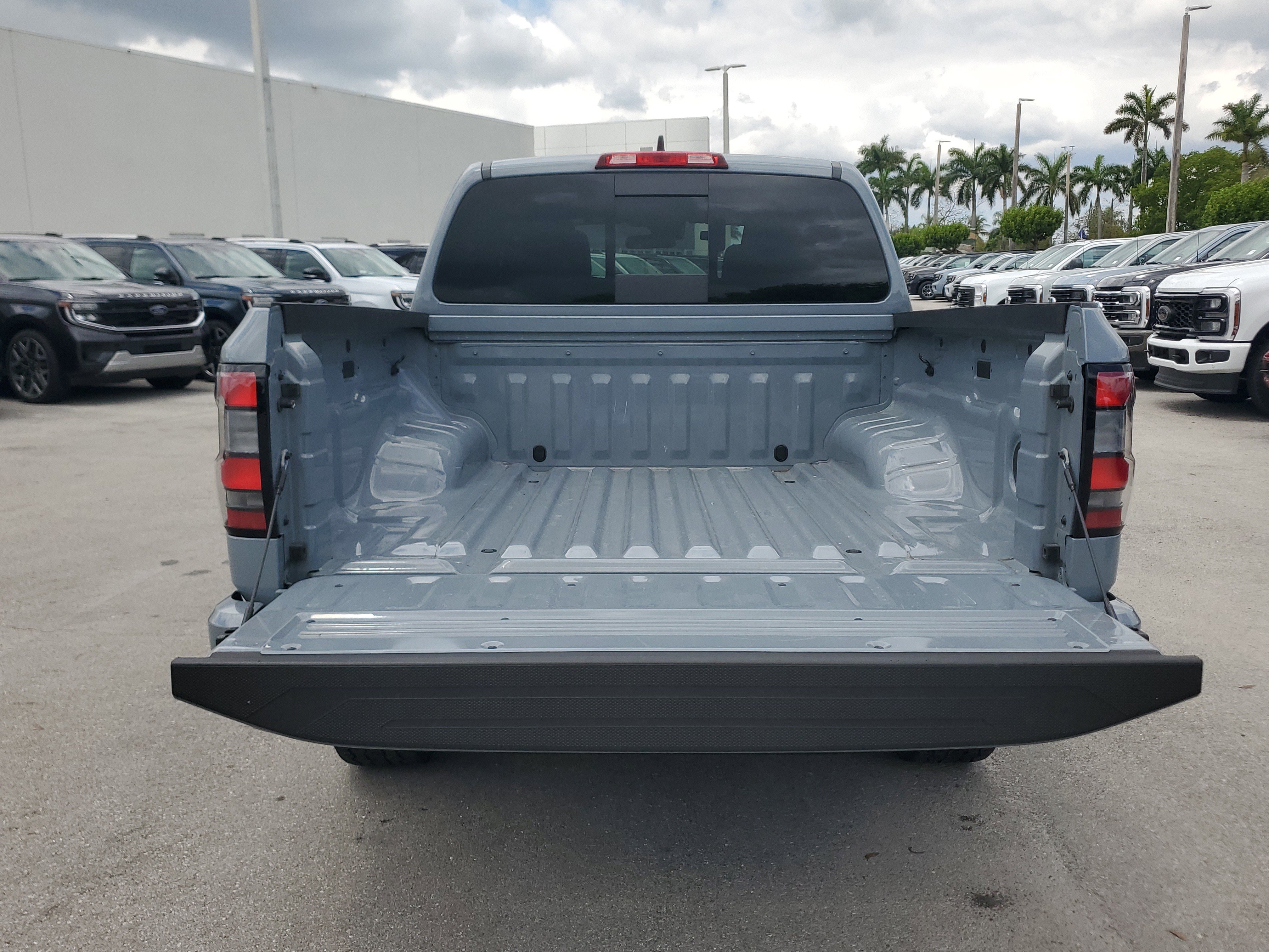 Certified 2024 Nissan Frontier PRO-4X w/ Off-Road Protection Package AWD/4WD image 11