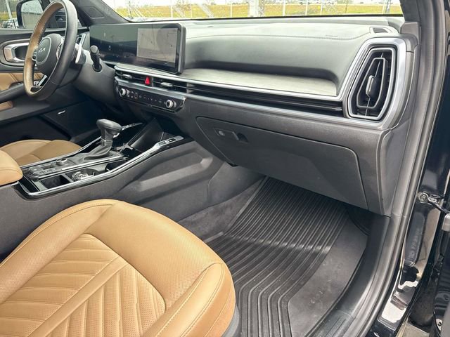 Used 2025 Kia Sorento SX Prestige w/ Olive Brown Leather Package image 22