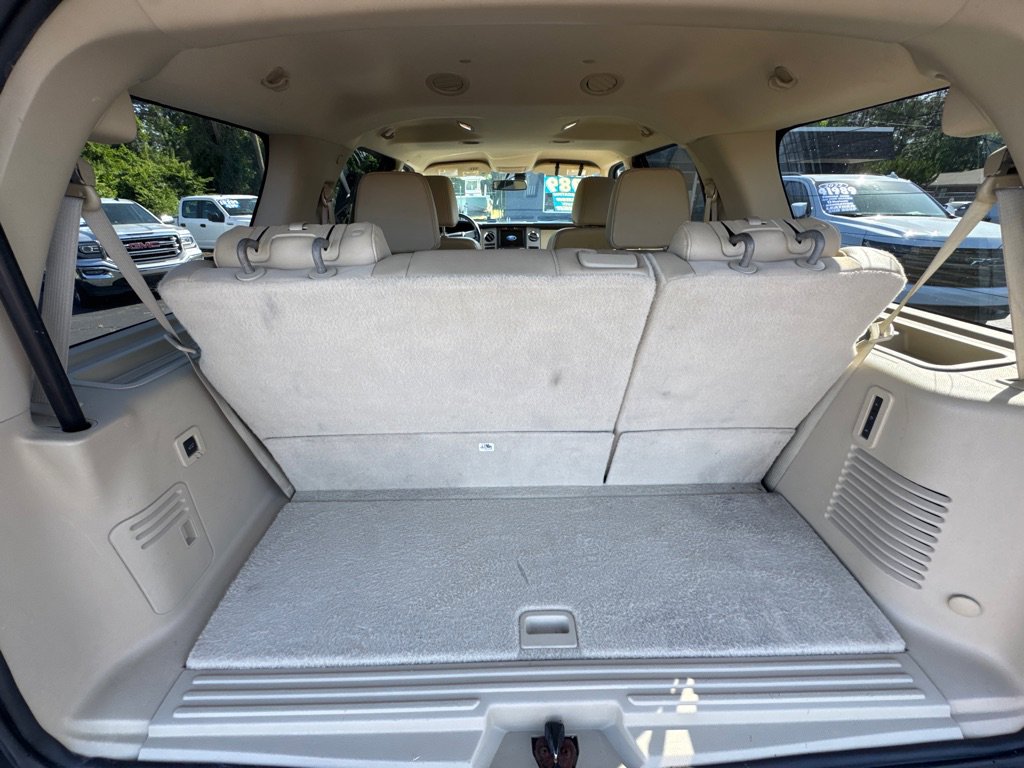 Used 2017 Ford Expedition Limited RWD image 10