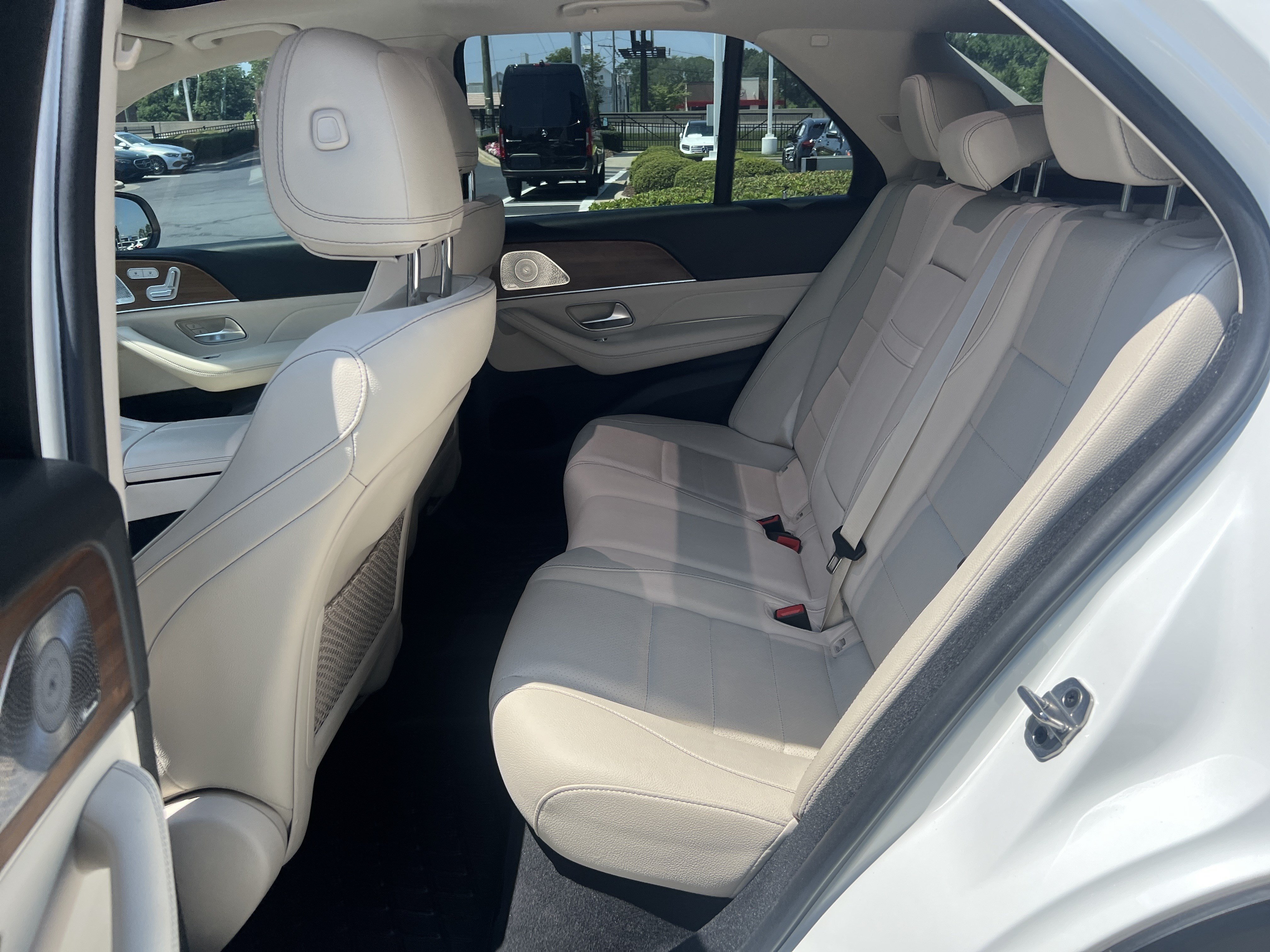 Certified 2023 Mercedes-Benz GLE 350 4MATIC w/ Premium Package image 32