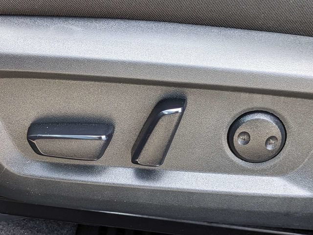 Used 2023 Nissan Rogue SV FWD image 21