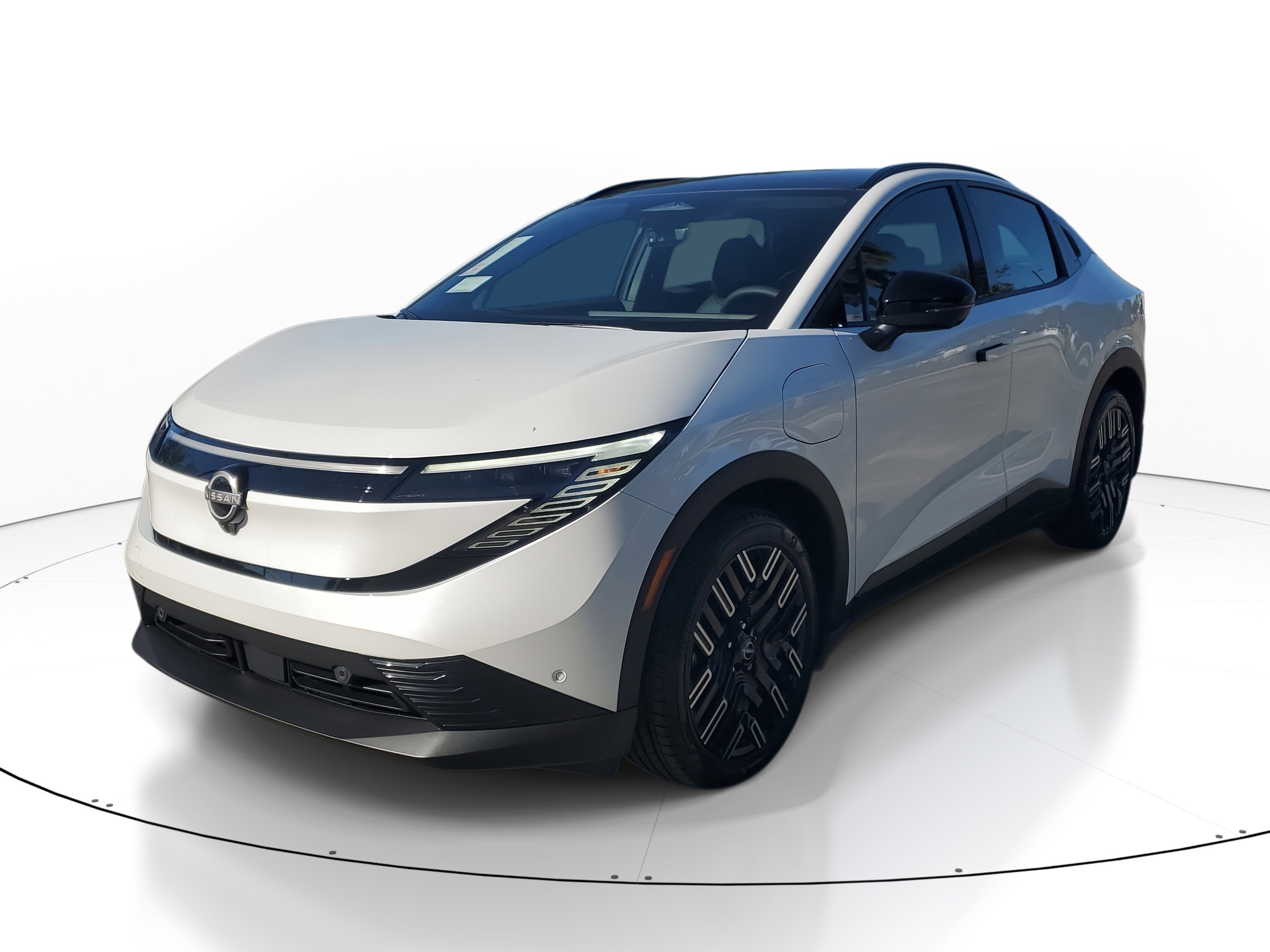 New 2026 Nissan Leaf Platinum+ w/ Cargo Package (Platinum+) image 3