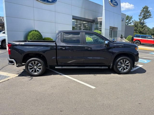 Used 2024 Chevrolet Silverado 1500 LT AWD/4WD image 8