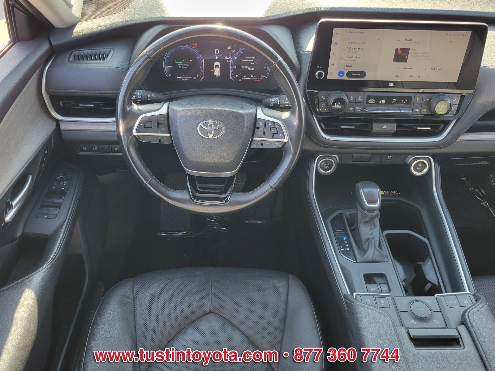 Used 2024 Toyota Grand Highlander Limited image 6