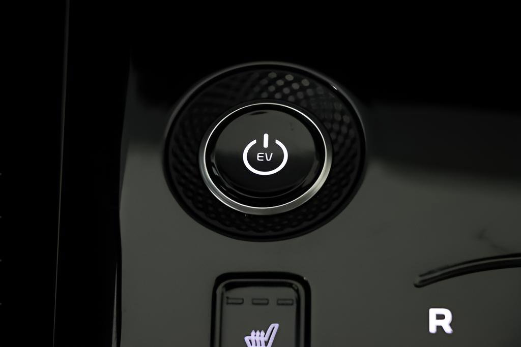 Used 2023 Kia Niro Wave image 33