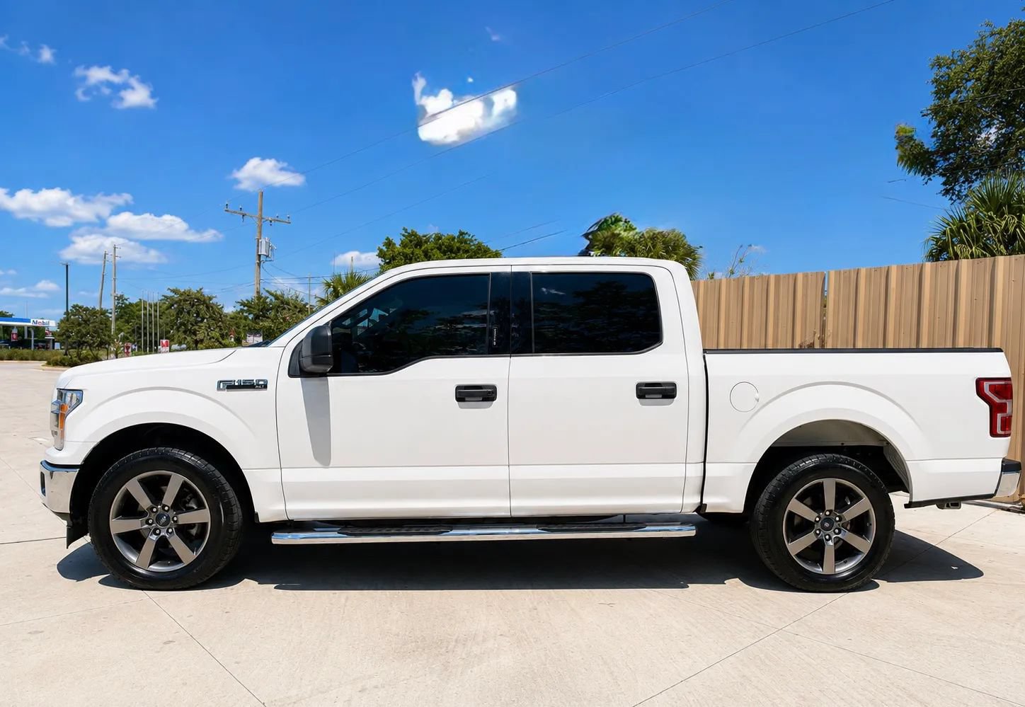 Used 2018 Ford F150 XLT RWD image 5
