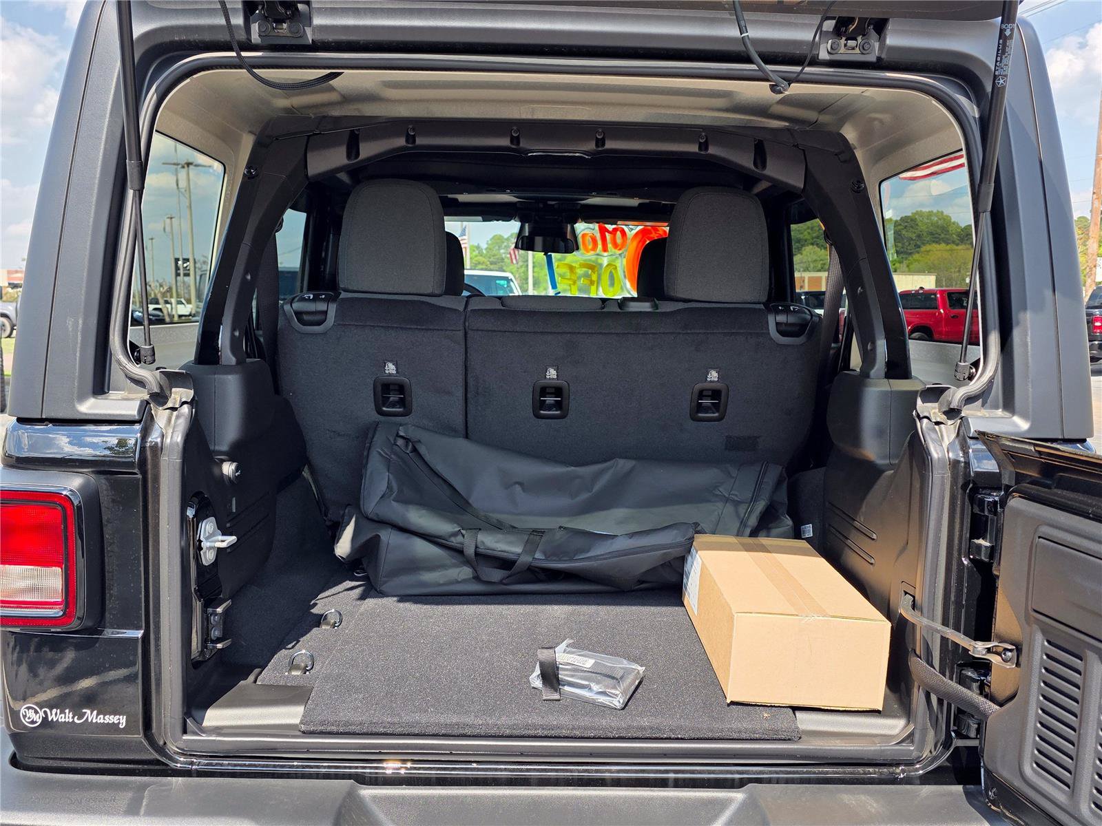 New 2026 Jeep Wrangler Unlimited Sport AWD/4WD image 27