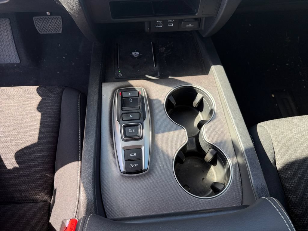 Used 2025 Honda Ridgeline Sport image 25