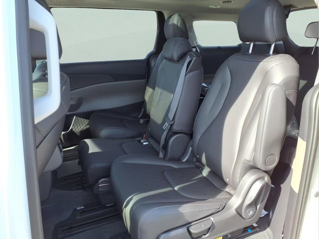 New 2026 Kia Carnival SX FWD image 19