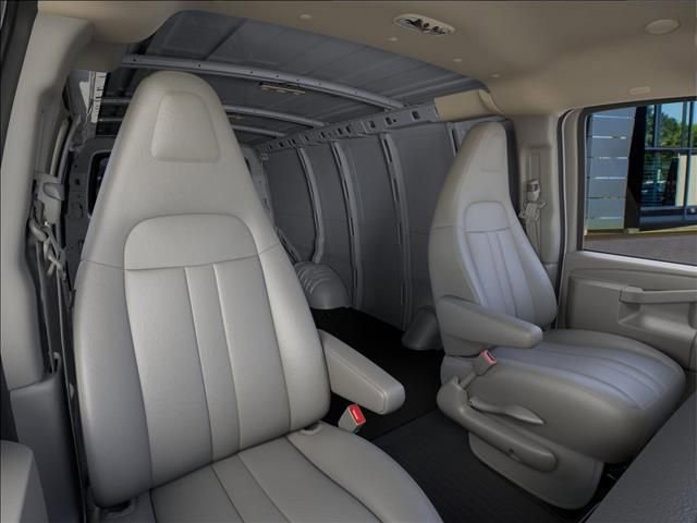 New 2025 GMC Savana 2500 w/ Communications Package RWD image 16