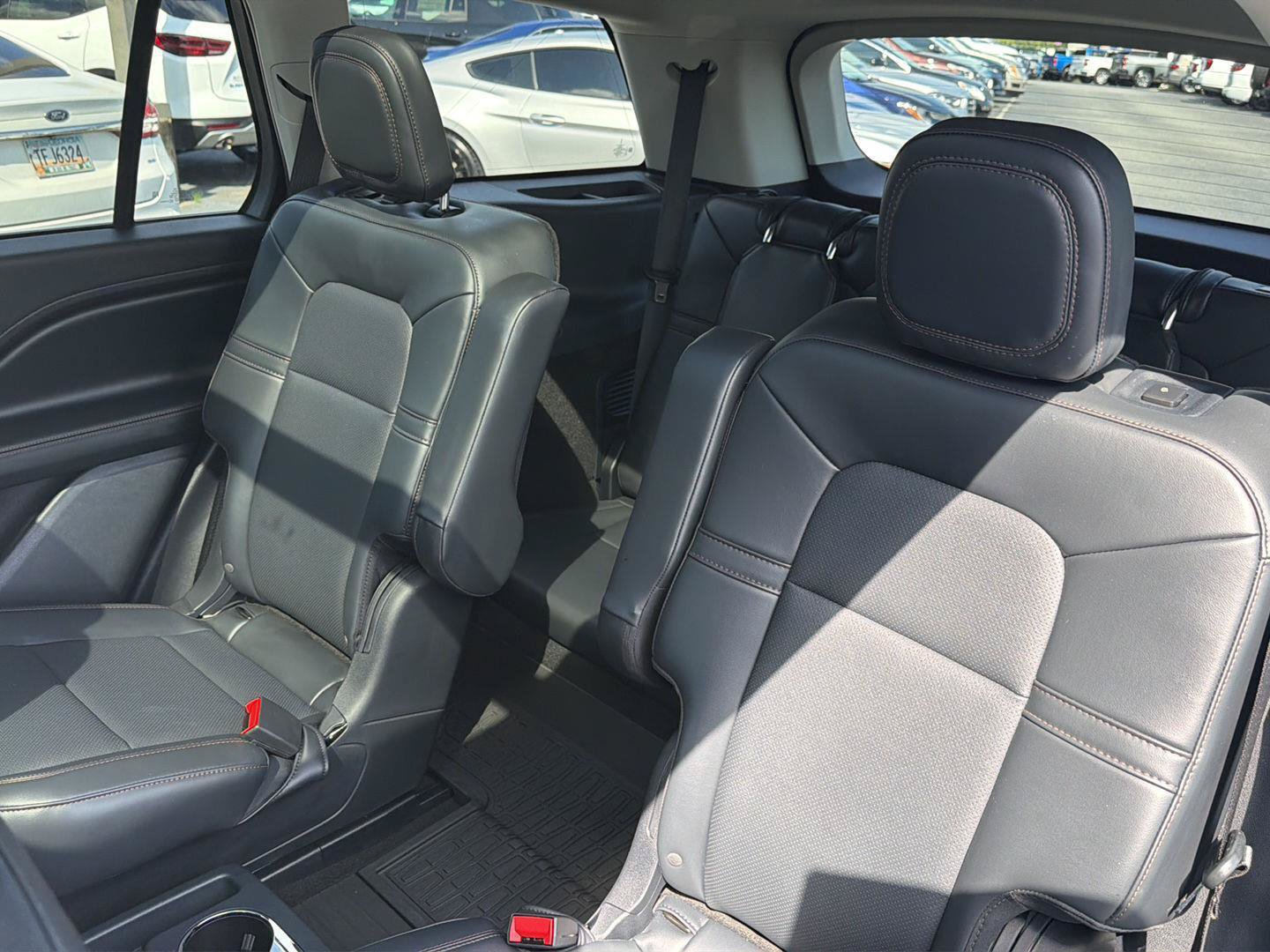 Used 2026 Lincoln Aviator AWD image 34