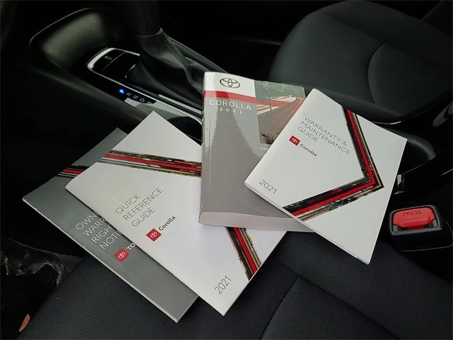 Certified 2021 Toyota Corolla LE image 7