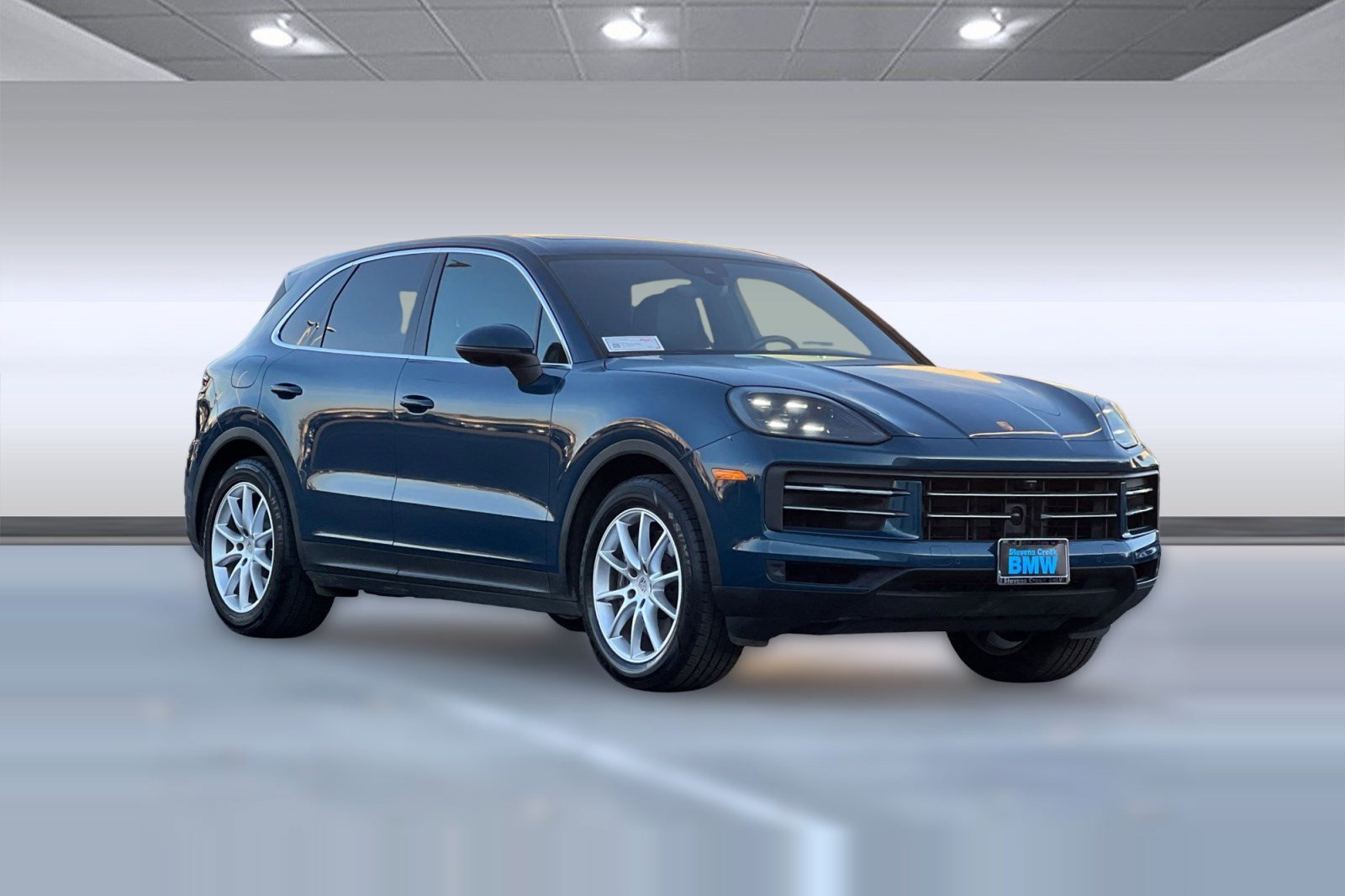 Used 2024 Porsche Cayenne image 6