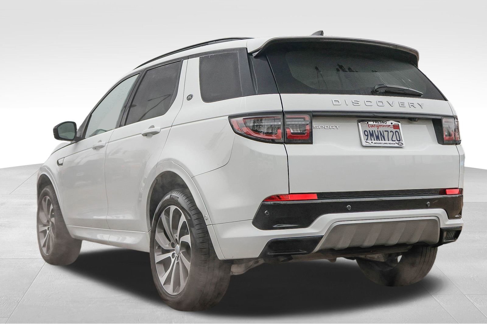 Used 2025 Land Rover Discovery Sport S image 7