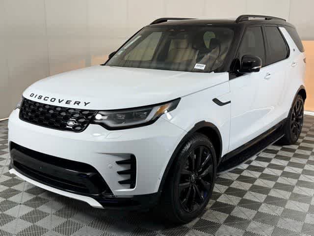 Used 2026 Land Rover Discovery Dynamic SE AWD/4WD image 2