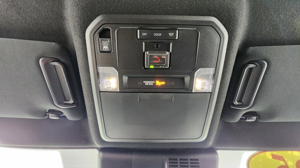 Used 2025 Toyota 4Runner SR5 AWD/4WD image 30