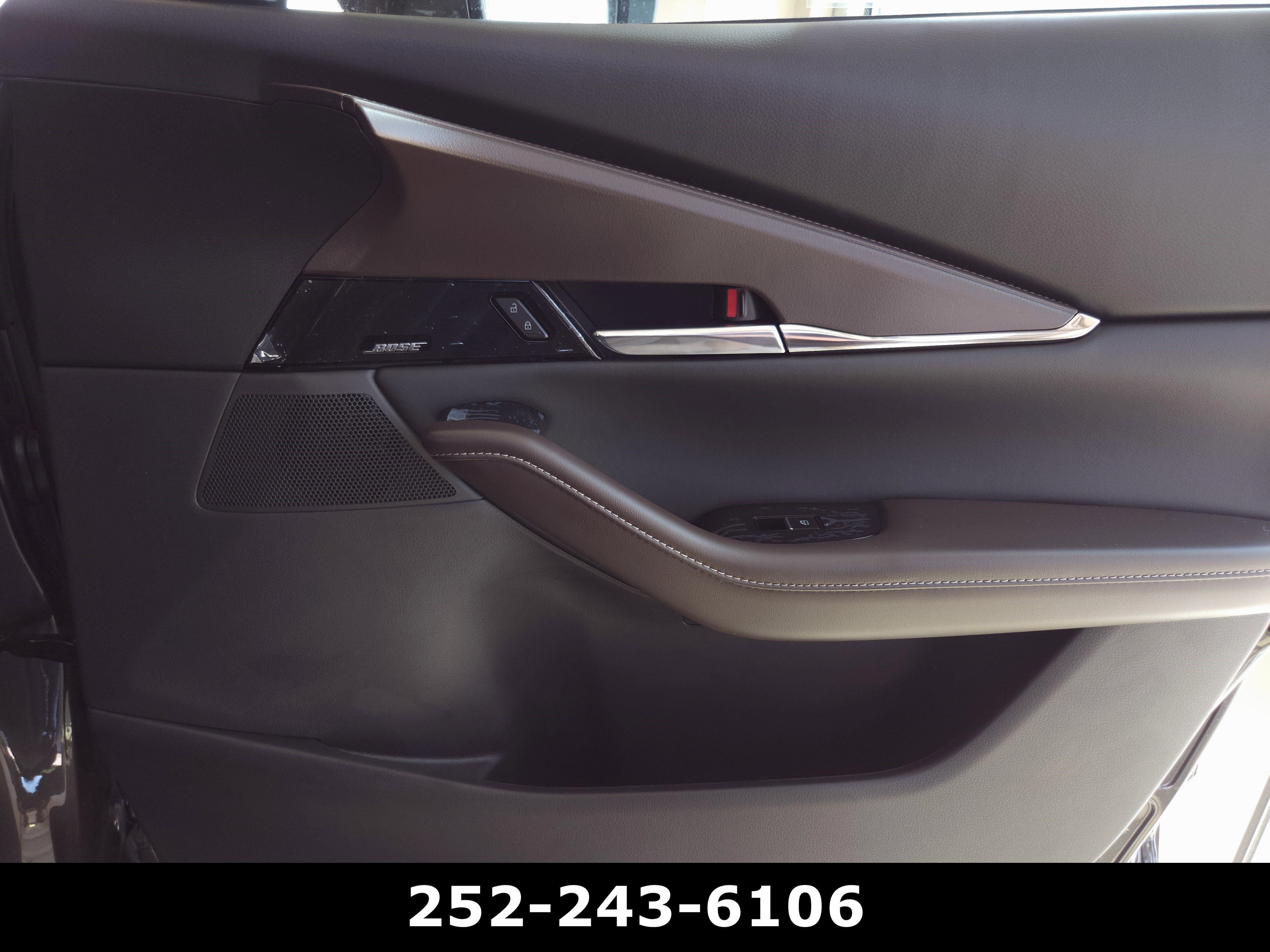 Used 2025 MAZDA CX-30 AWD 2.5 S w/ Premium Package image 41