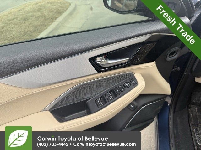 Used 2025 Acura MDX SH-AWD image 17